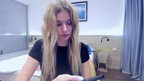 neighbours_love online show from 12-13-24, 04:49