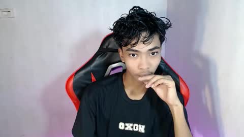 neil_asian69 online show from 11-01-25, 04:58