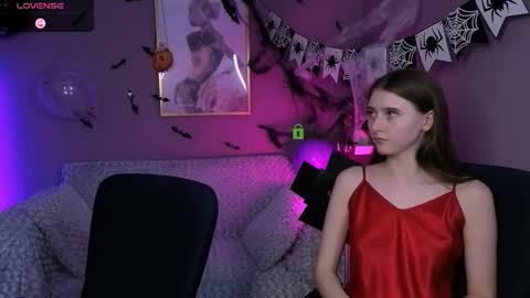 Meow online show from 10-23-25, 12:10