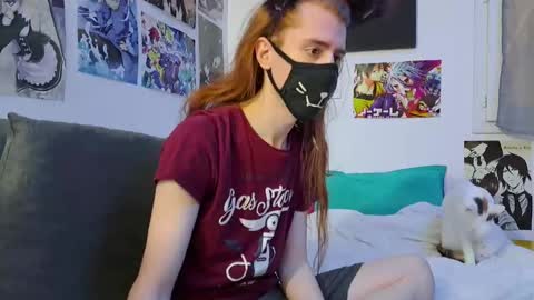 Snapshot of neko_nyaaa chatting on 10-05-25, 11:30 Neko online show from 10-05-25, 11:30