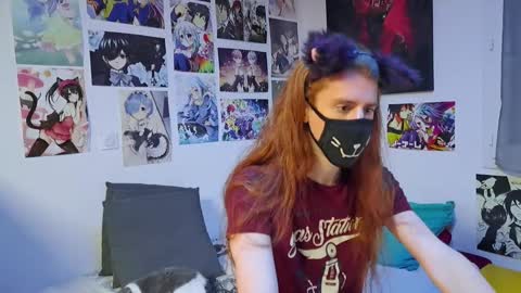 Snapshot of neko_nyaaa chatting on 10-24-25, 08:27 Neko online show from 10-24-25, 08:27