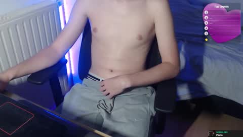 Snapshot of nelan0 chatting on 09-22-25, 08:44 Nelan online show from 09-22-25, 08:44