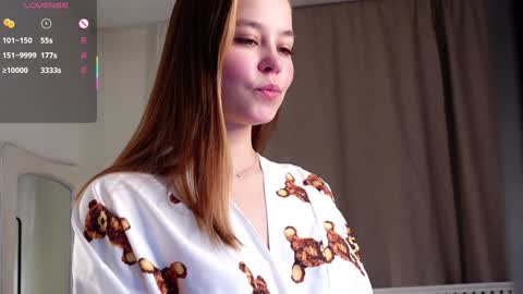 Snapshot of neldaaskins chatting on 01-21-25, 01:08 Lana online show from 01-21-25, 01:08