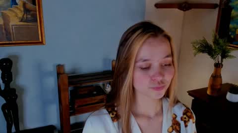 Snapshot of neldaaskins chatting on 02-17-25, 04:09 Lana online show from 02-17-25, 04:09