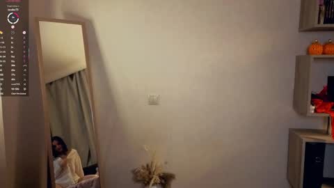 Snapshot of neldaestey chatting on 05-12-26, 07:11 Vicky and Beatrice online show from 05-12-26, 07:11