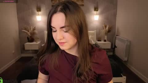 nelie_evans online show from 06-05-26, 01:12