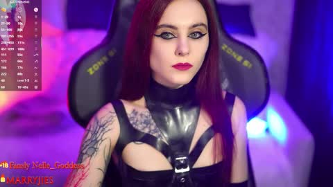 Snapshot of nelle_ chatting on 10-01-25, 11:49    online show from 10-01-25, 11:49