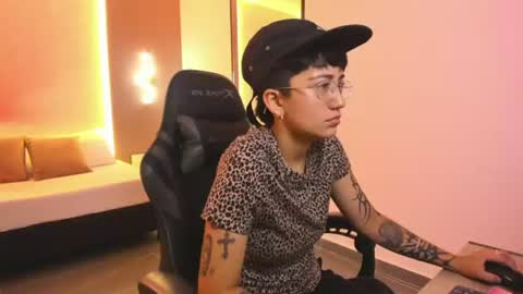 N E L L Y online show from 07-28-26, 12:01