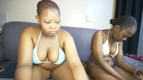 nellyeluxe online show from 04-13-26, 02:28