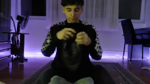 Snapshot of nemcahot chatting on 02-06-25, 02:33 nemcahot online show from 02-06-25, 02:33