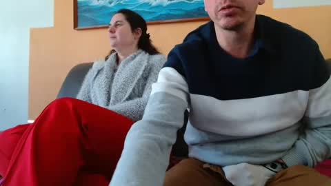 Snapshot of nenees chatting on 02-16-25, 12:32 nenees online show from 02-16-25, 12:32