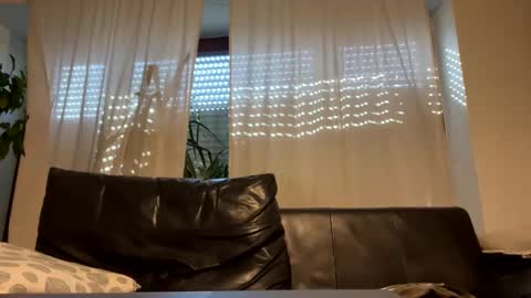 neneo21_ online show from 03-11-25, 09:13