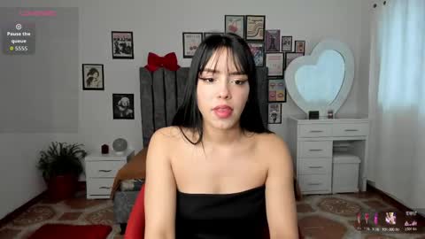 nenitaa_ online show from 05-06-26, 12:21