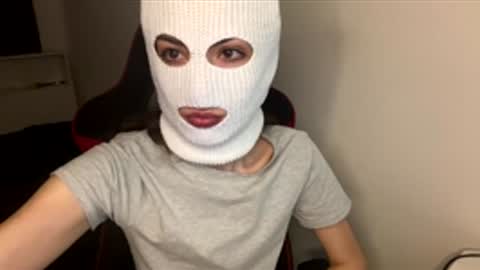 Fieryblow online show from 04-21-26, 02:37