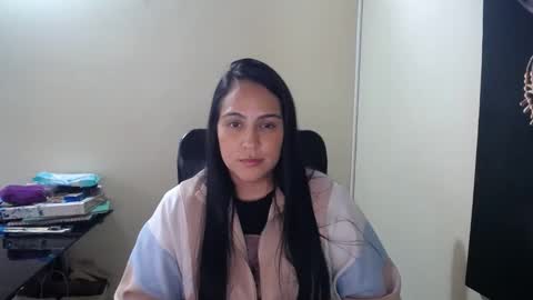 Snapshot of neny445 chatting on 02-06-25, 01:21 kelly lopez online show from 02-06-25, 01:21