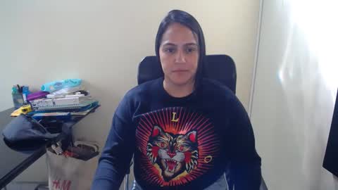 Snapshot of neny445 chatting on 02-17-25, 02:37 kelly lopez online show from 02-17-25, 02:37