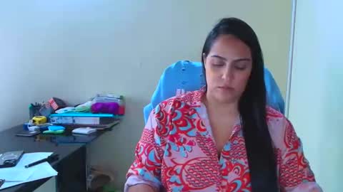 Snapshot of neny445 chatting on 10-25-25, 05:30 kelly lopez online show from 10-25-25, 05:30