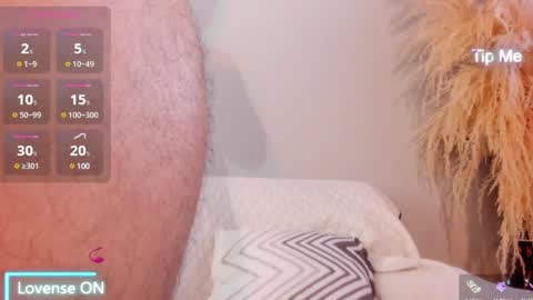 Snapshot of neo_dimou chatting on 01-18-25, 11:32 Jordan online show from 01-18-25, 11:32