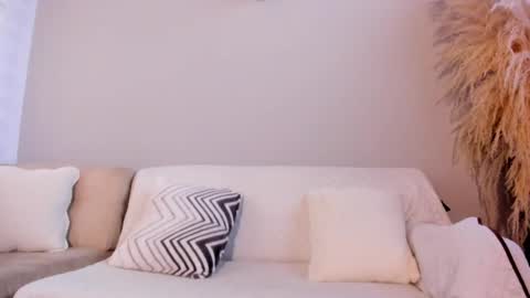 Snapshot of neo_dimou chatting on 01-20-25, 11:24 Jordan online show from 01-20-25, 11:24