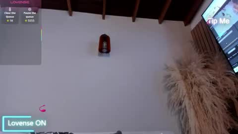 Snapshot of neo_dimou chatting on 11-27-25, 11:34 Jordan online show from 11-27-25, 11:34