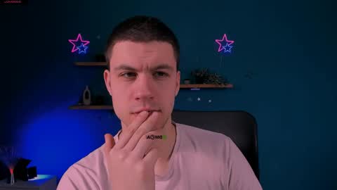 neo_raze_ online show from 03-22-26, 08:01