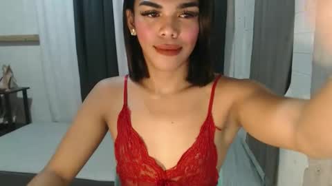 neomi online show from 10-16-25, 09:21