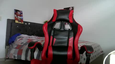 Snapshot of nerek_master chatting on 10-23-25, 08:29 nerek master online show from 10-23-25, 08:29