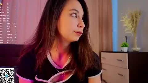 Emily online show from 06-19-26, 03:05