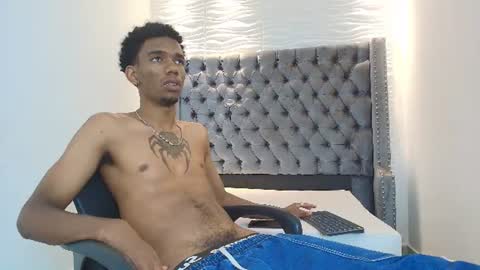 Snapshot of nero_reyd chatting on 06-27-26, 07:19 Nero online show from 06-27-26, 07:19
