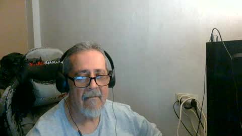 Snapshot of neron401 chatting on 05-05-26, 01:13 neron401 online show from 05-05-26, 01:13