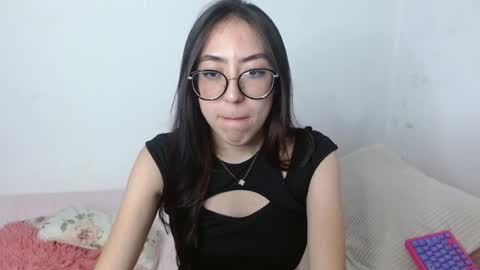 Nessa online show from 05-14-26, 11:00