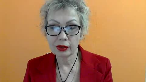 Snapshot of nessyjenixs chatting on 02-18-25, 03:10 NessyJenixs online show from 02-18-25, 03:10