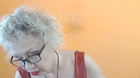 Snapshot of nessyjenixs chatting on 05-28-26, 01:52 NessyJenixs online show from 05-28-26, 01:52
