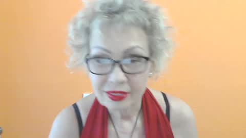 Snapshot of nessyjenixs chatting on 06-12-26, 01:21 NessyJenixs online show from 06-12-26, 01:21