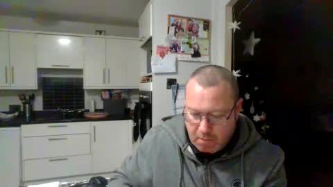 Snapshot of nesuk chatting on 12-23-24, 12:14 nesuk online show from 12-23-24, 12:14