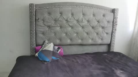 nesuko_kamado online show from 11-12-25, 03:34