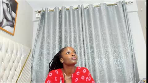 Snapshot of netfux_and_chill chatting on 06-08-26, 06:52 netfux_and_chill online show from 06-08-26, 06:52