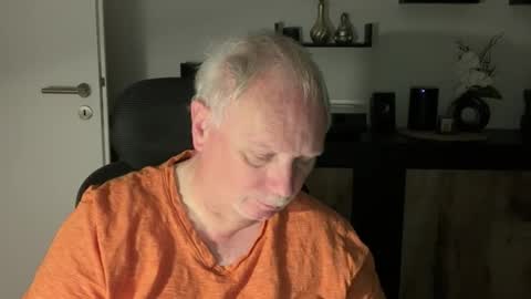 nettermann1968 online show from 10-19-25, 03:29