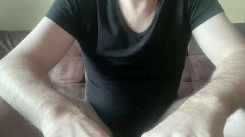 Neu242Gierig online show from 11-21-25, 07:40