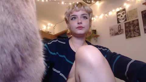 Mar online show from 02-26-25, 06:47