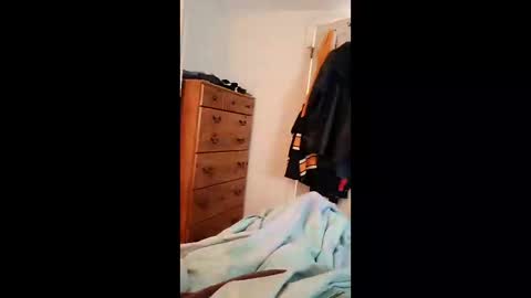 Matt online show from 10-18-25, 01:45