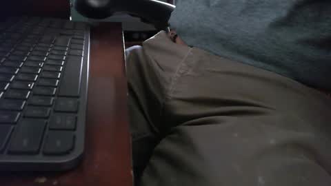 nevrsaynevr2000 online show from 03-10-25, 06:12