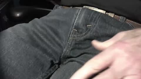 nevrsaynevr2000 online show from 03-01-26, 05:37