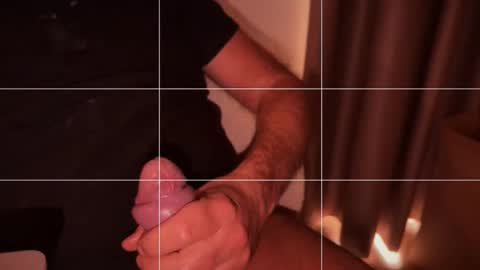 Snapshot of new25cam chatting on 01-19-26, 11:36 new25cam online show from 01-19-26, 11:36