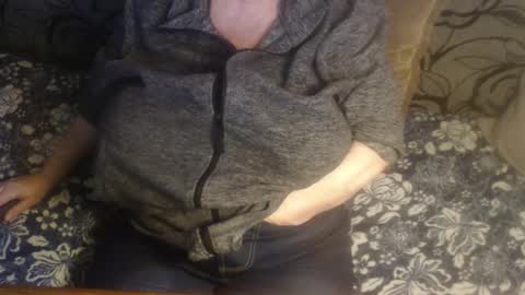 Lilly  online show from 11-27-25, 12:07