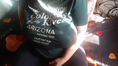 Lilly  online show from 03-10-26, 07:02