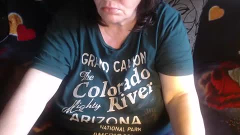 Lilly  online show from 06-19-26, 03:11