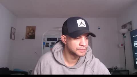 Snapshot of new_york_guy518 chatting on 12-19-25, 03:30 Jordan online show from 12-19-25, 03:30