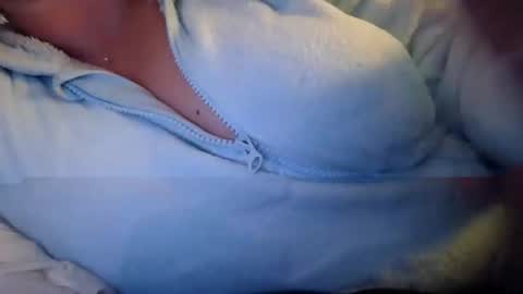 Snapshot of newbis666 chatting on 03-02-25, 02:54 newbis666 online show from 03-02-25, 02:54