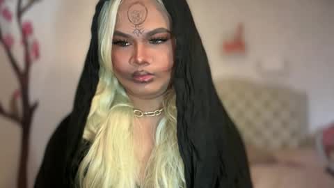 Jane online show from 10-31-25, 01:39